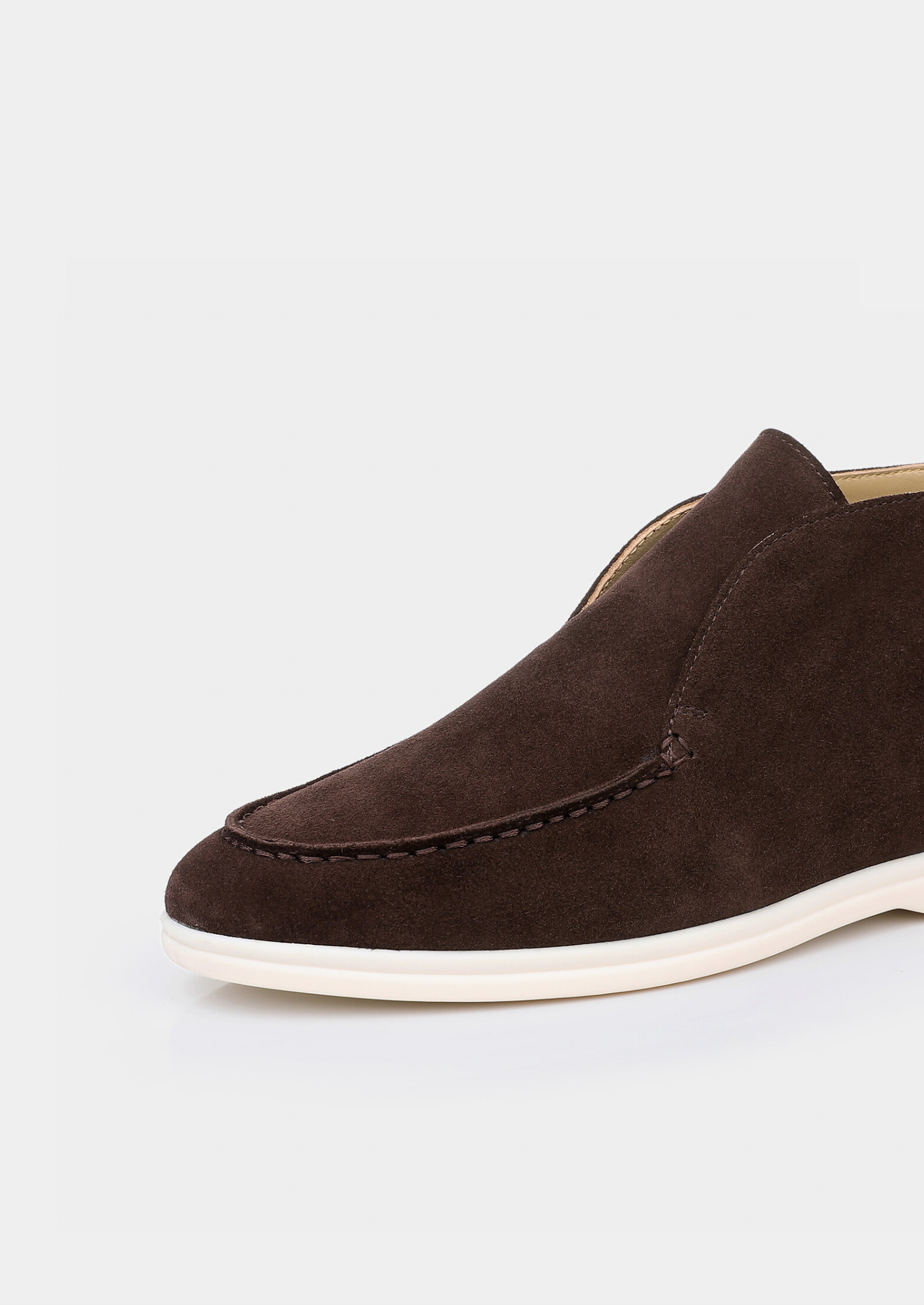 Men's Apron Toe Chukka Boots