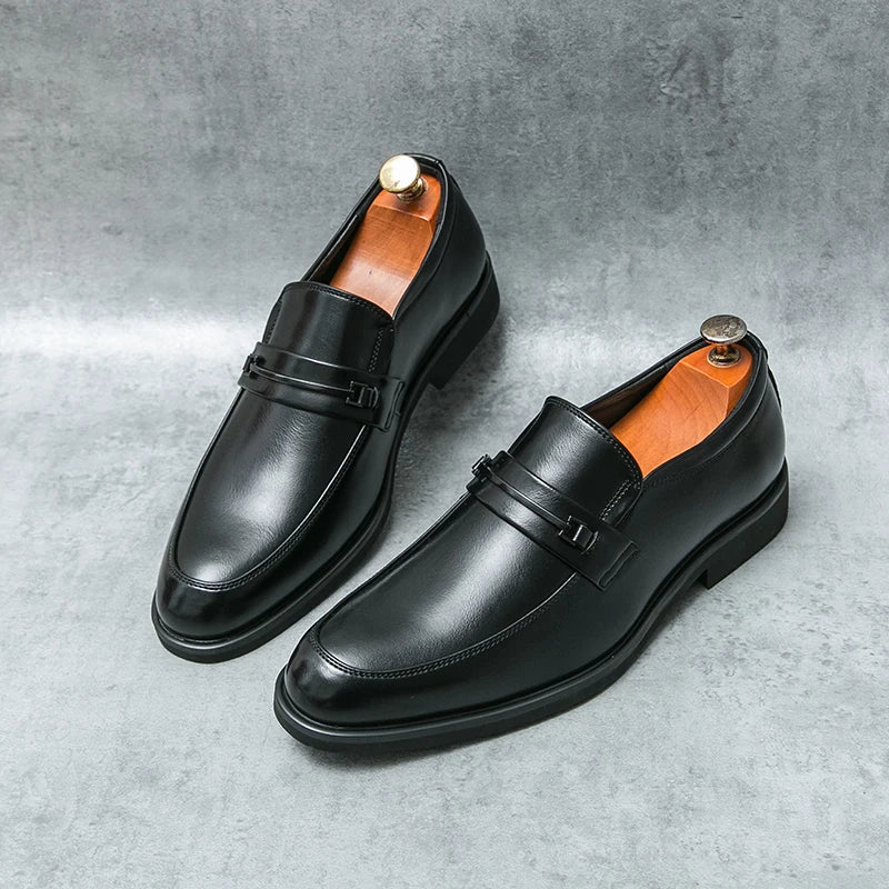 Men's Apron Toe Loafers