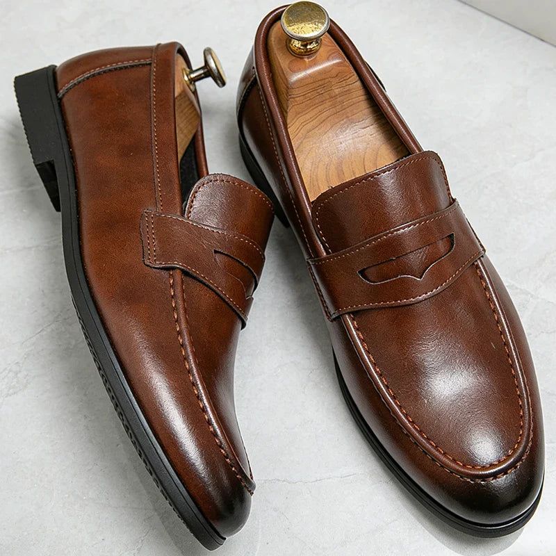 Men's Apron Toe Penny Loafers