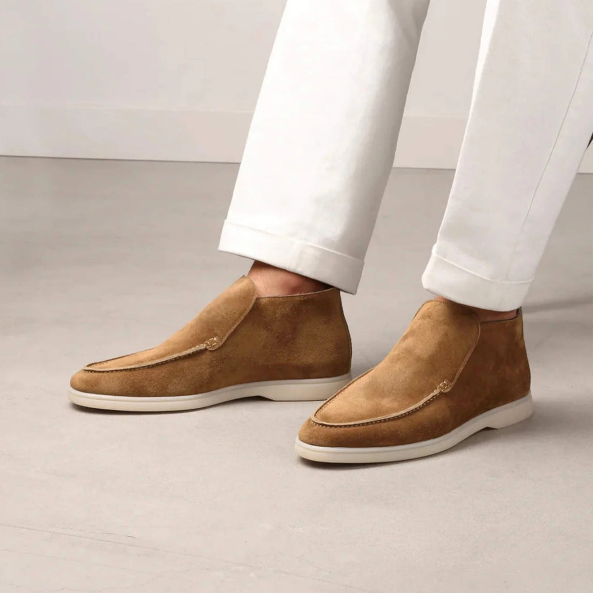 Men's Apron Toe Slip-On Chukka Boots