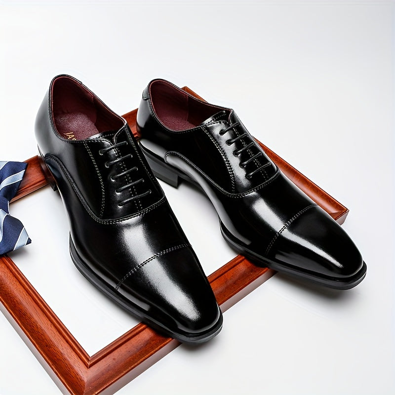 Men's Closed Lace Cap Toe Shoes