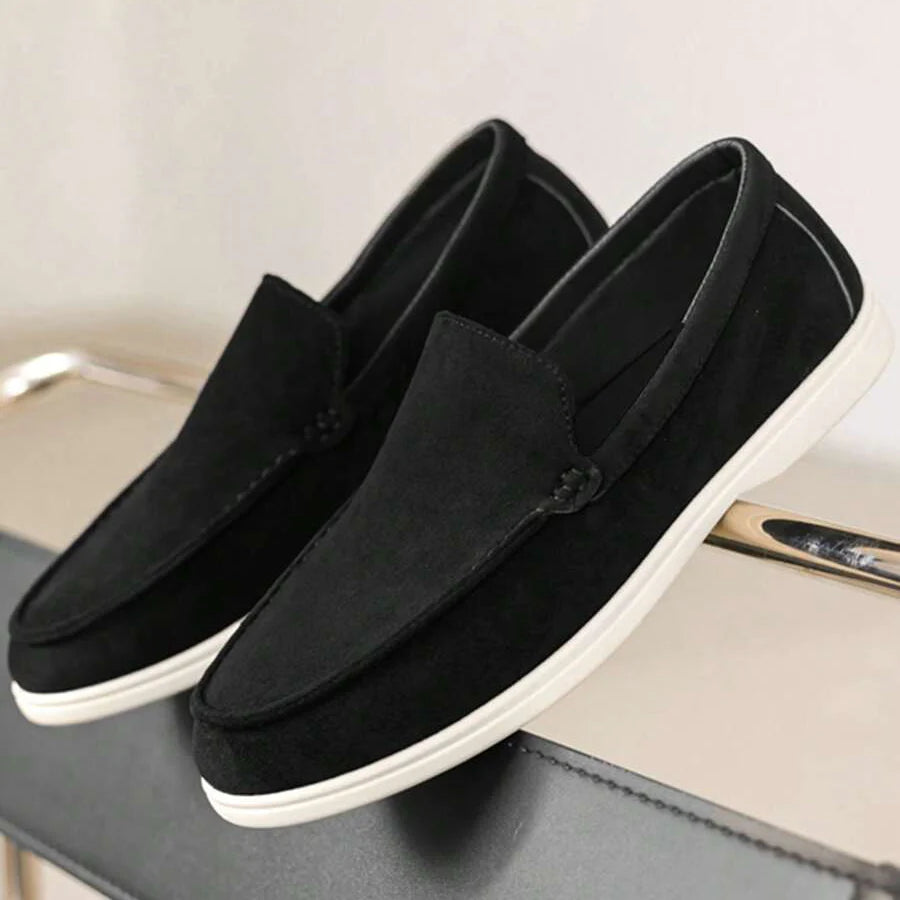 Men's Contrast Sole Moc Toe Loafers
