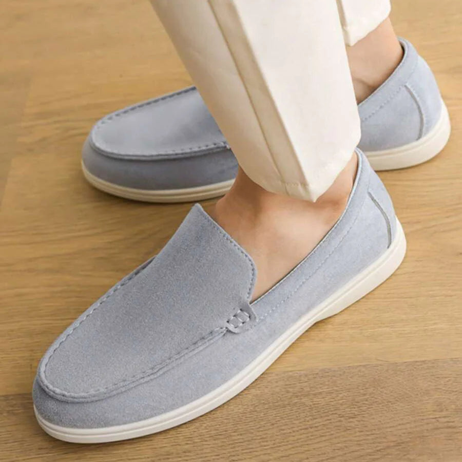 Men's Contrast Sole Moc Toe Loafers