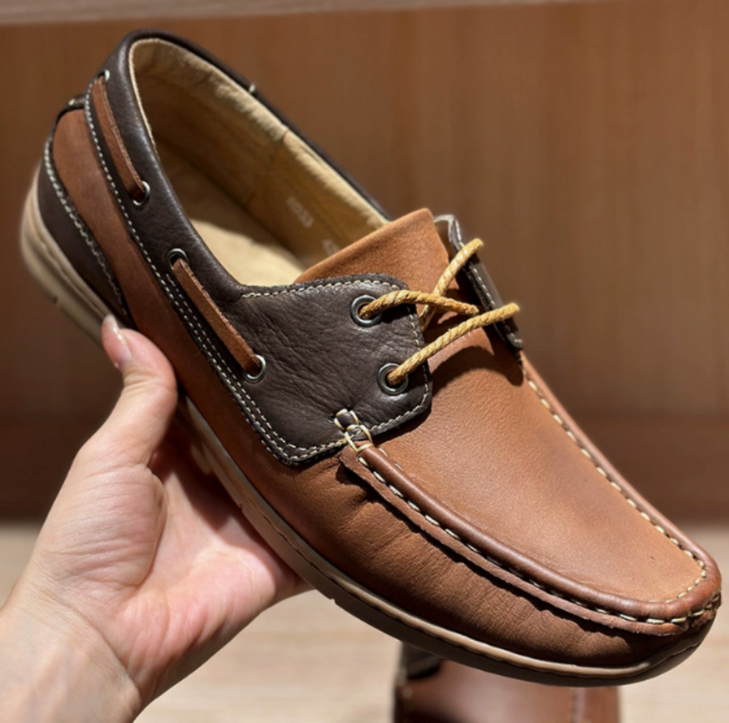 Men's Lace-Up Boat Shoes