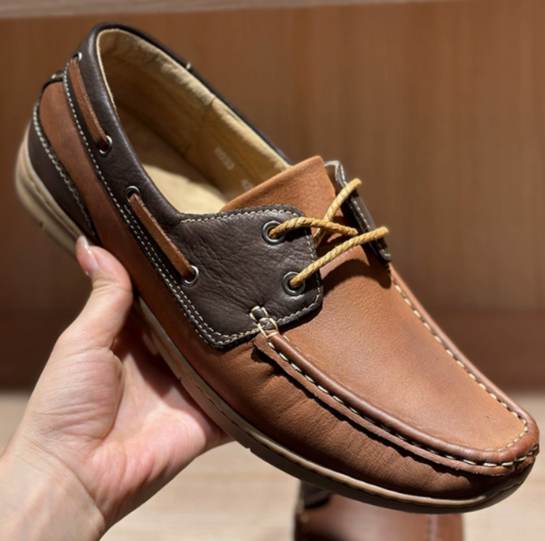 Men's Lace-Up Boat Shoes