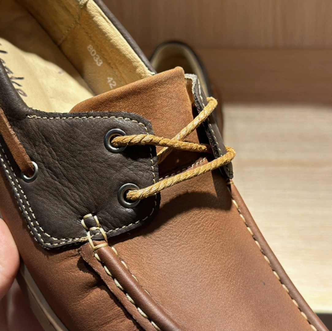 Men's Lace-Up Boat Shoes
