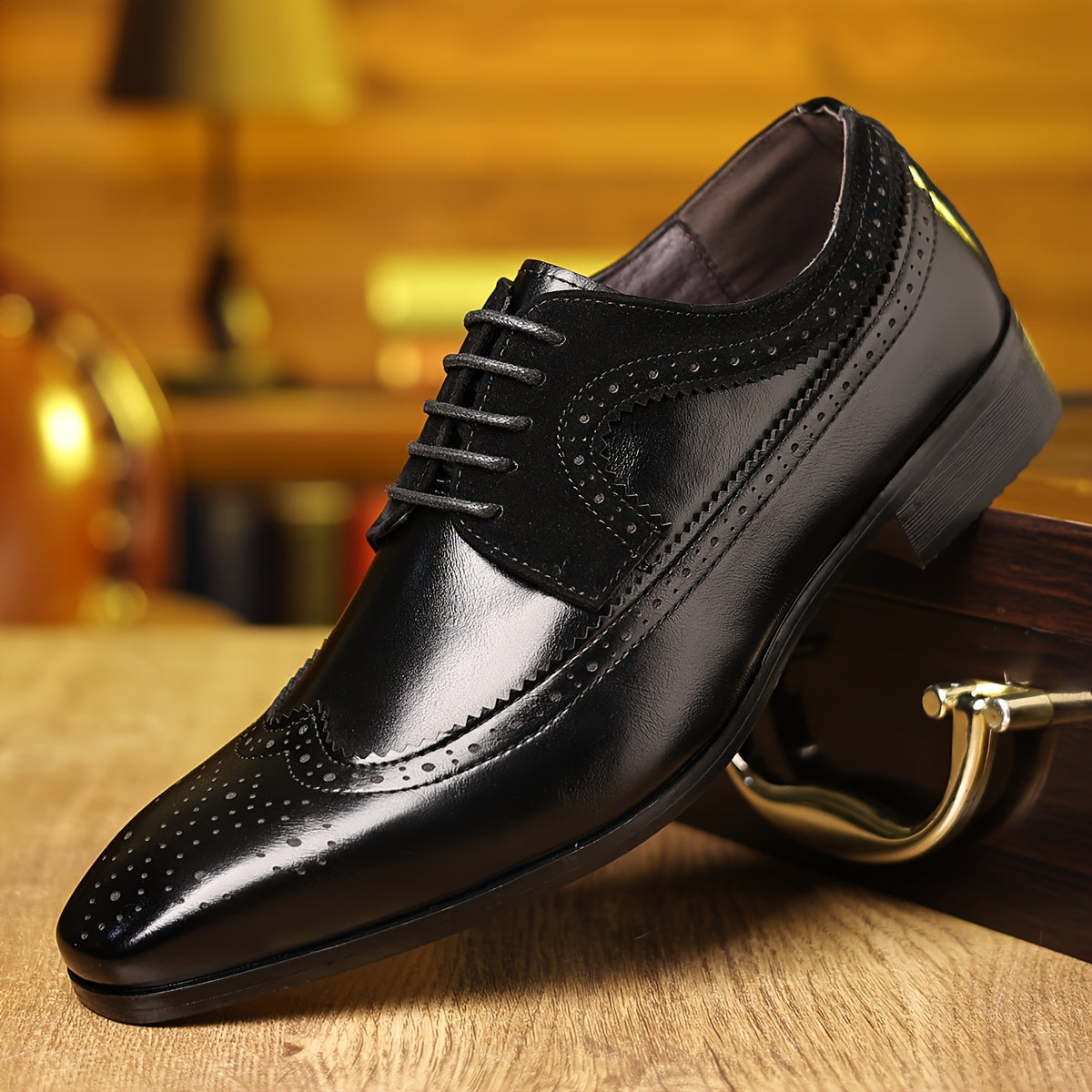 Men's Lace-Up Wingtip Derby Shoes