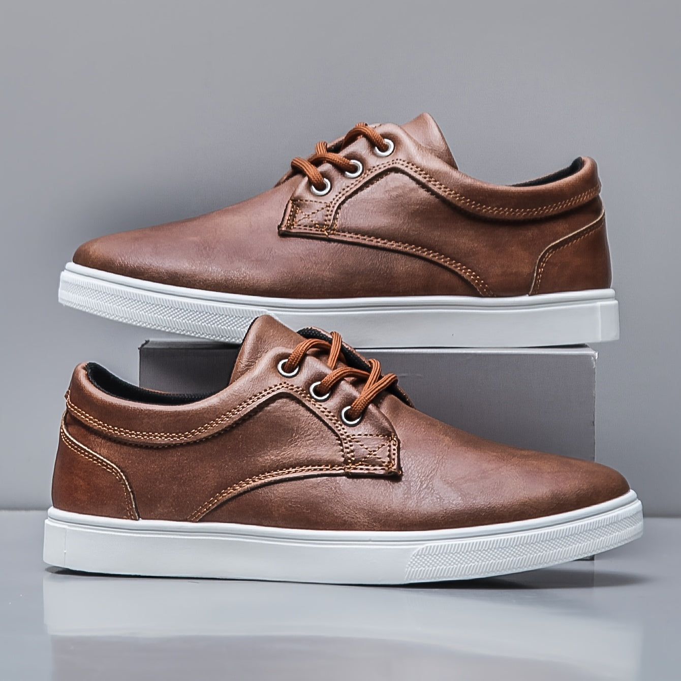 Men's Low-Profile Lace-Up Shoes