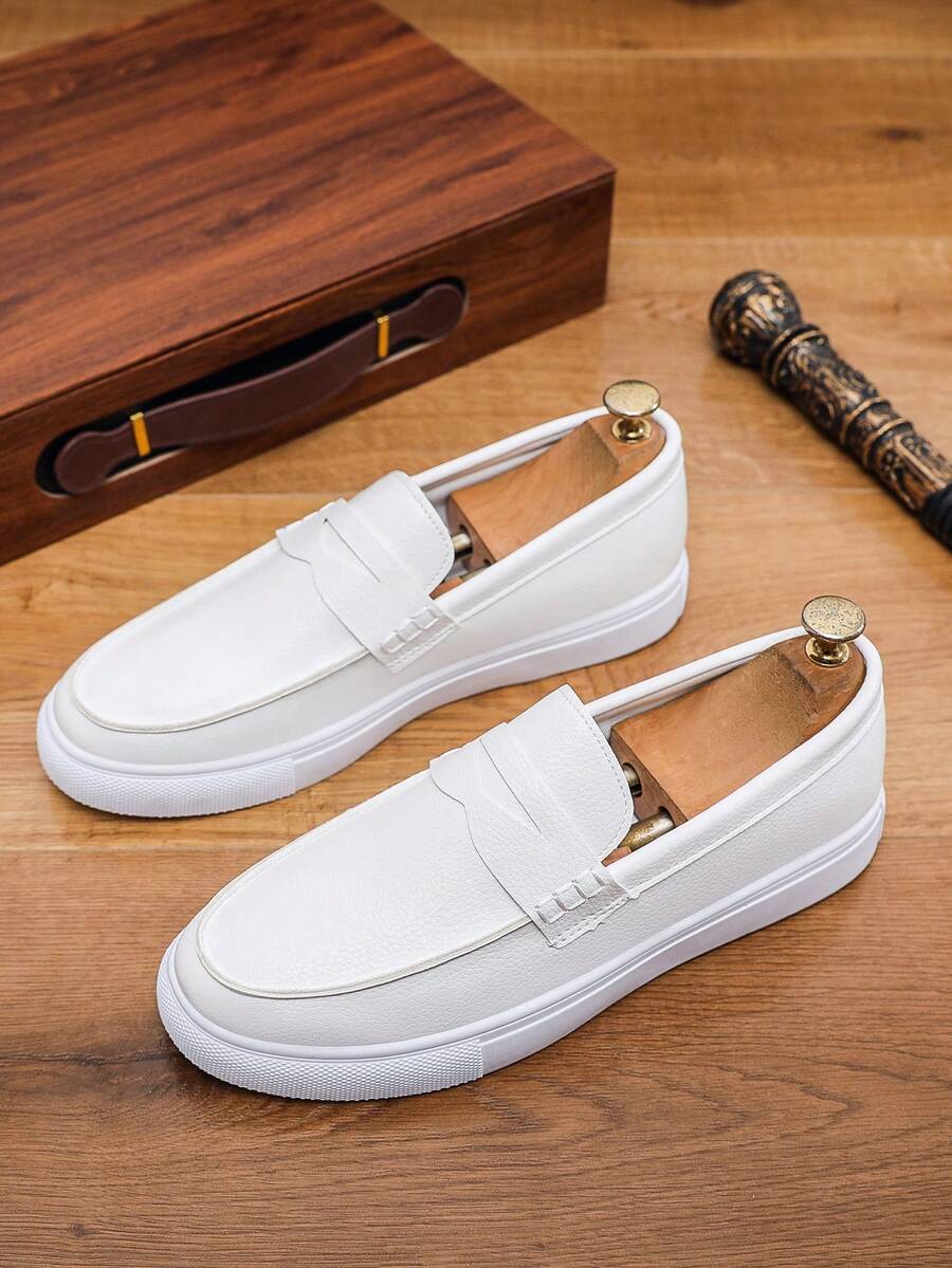 Men's Low-Top Penny Loafers