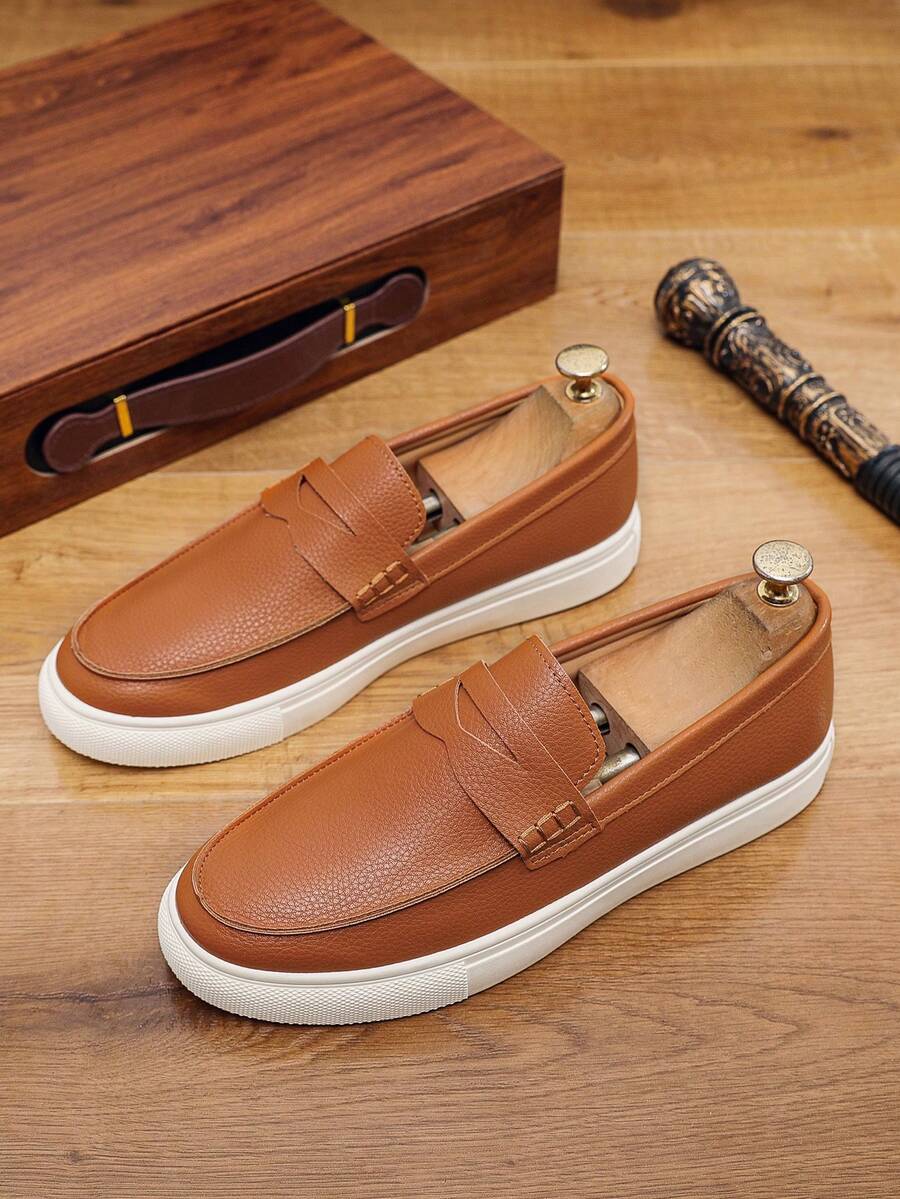 Men's Low-Top Penny Loafers