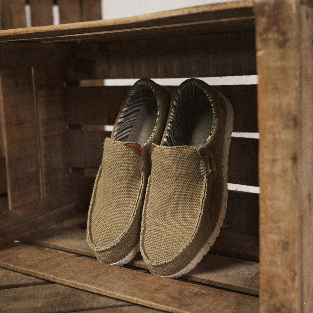 Men's Slip-On Woven Loafers