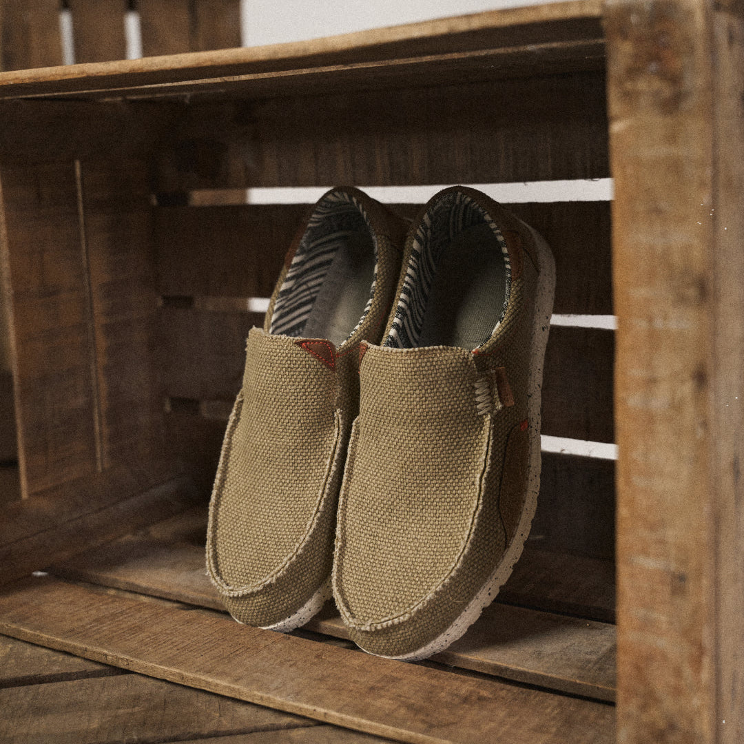 Men's Slip-On Woven Loafers
